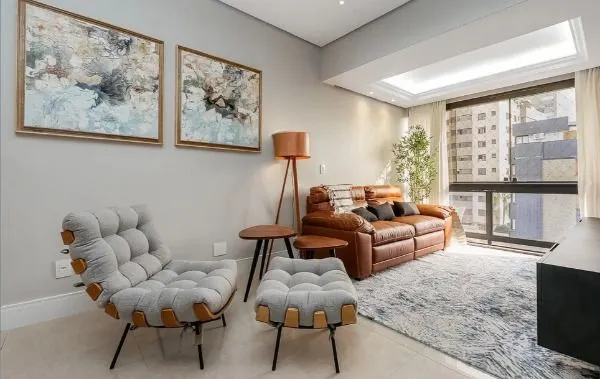 Imagem Vende-se cobertura com 2 dormitórios, sendo 1 suíte no bairro Auxiliadora