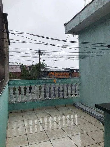 Imagem Sobrado com 4 dormitórios à venda, 250 m² por R$ 575.000,00 - Jardim Pinheiros - Guarulhos/SP