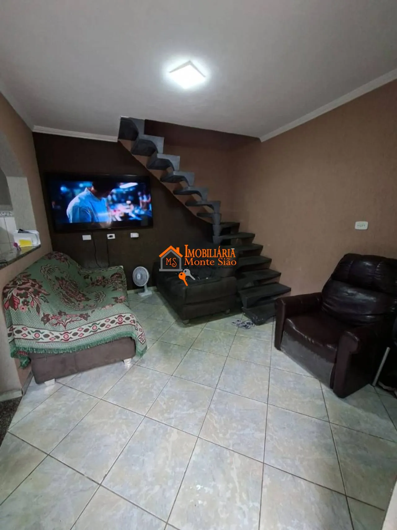 Imagem Sobrado com 5 dormitórios à venda, 200 m² - Paraventi - Guarulhos/SP