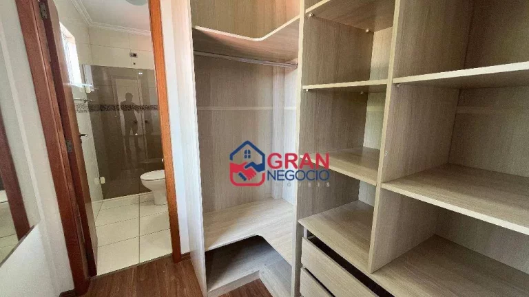 Imagem Alugo Sobrado proxímo ao Barigui e Tuiuti