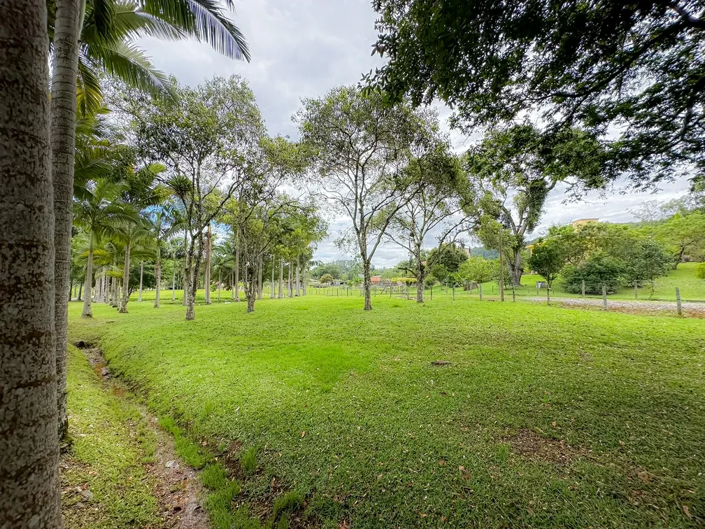 Imagem Chácara com 3 Quartos à Venda, 15595 m² em Área Rural de Camboriú - Camboriú