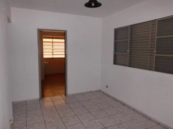Imagem Ótima localização , 01 vaga, sala. 2 dormitórios, cozinha, wc, área de serviço e wc empregada ...