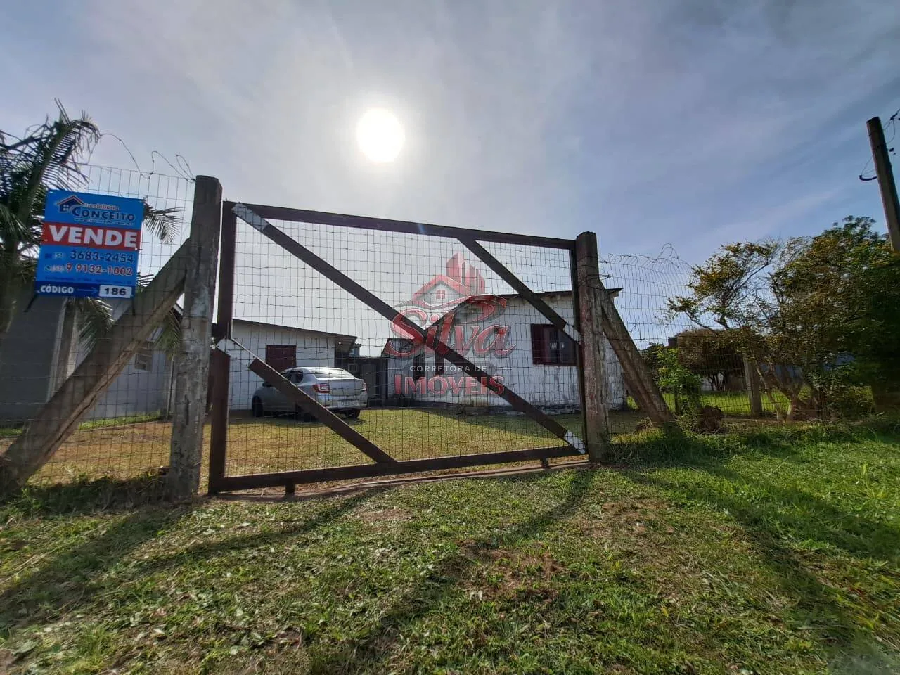Imagem Terreno com 3 casas em Mariluz