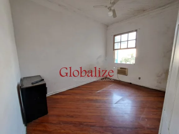 Imagem Sobrado à venda com 120m², 2 quartos, 2 salas por R$480.000,00, Vila Mathias em Santos.