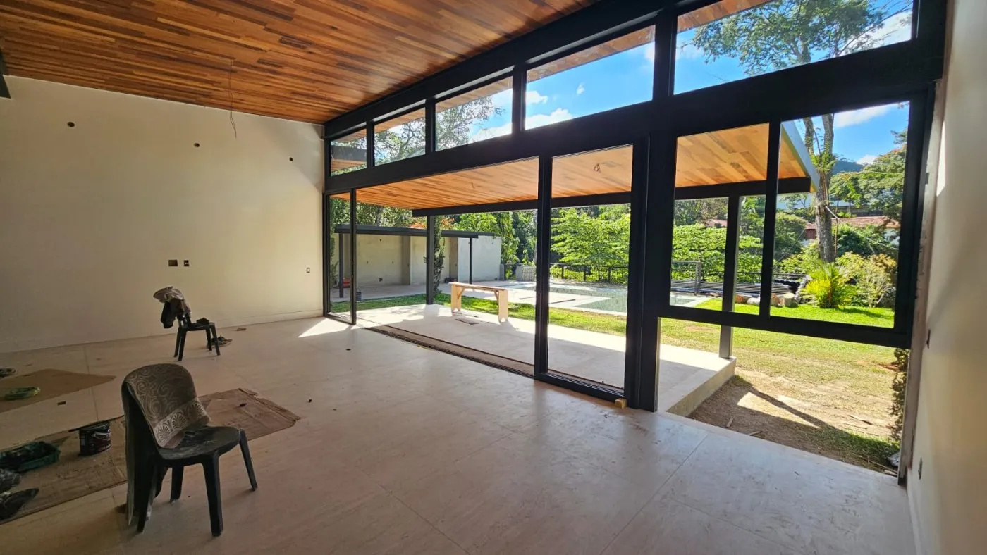 Imagem Casa para Venda em Petrópolis / RJ no bairro Itaipava