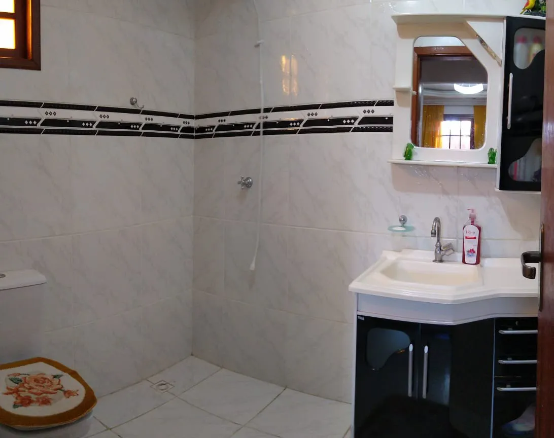Imagem Casa a venda em Viamão no bairro Mendanha com piscina e espaco gourmet.