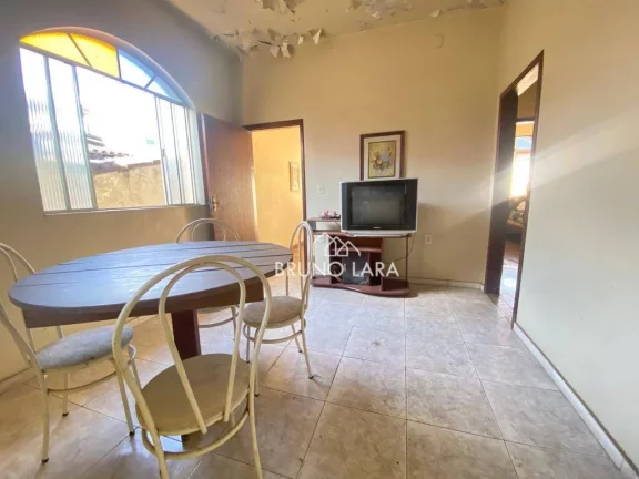 Imagem Casa à venda em Igarapé bairro Três Poderes.