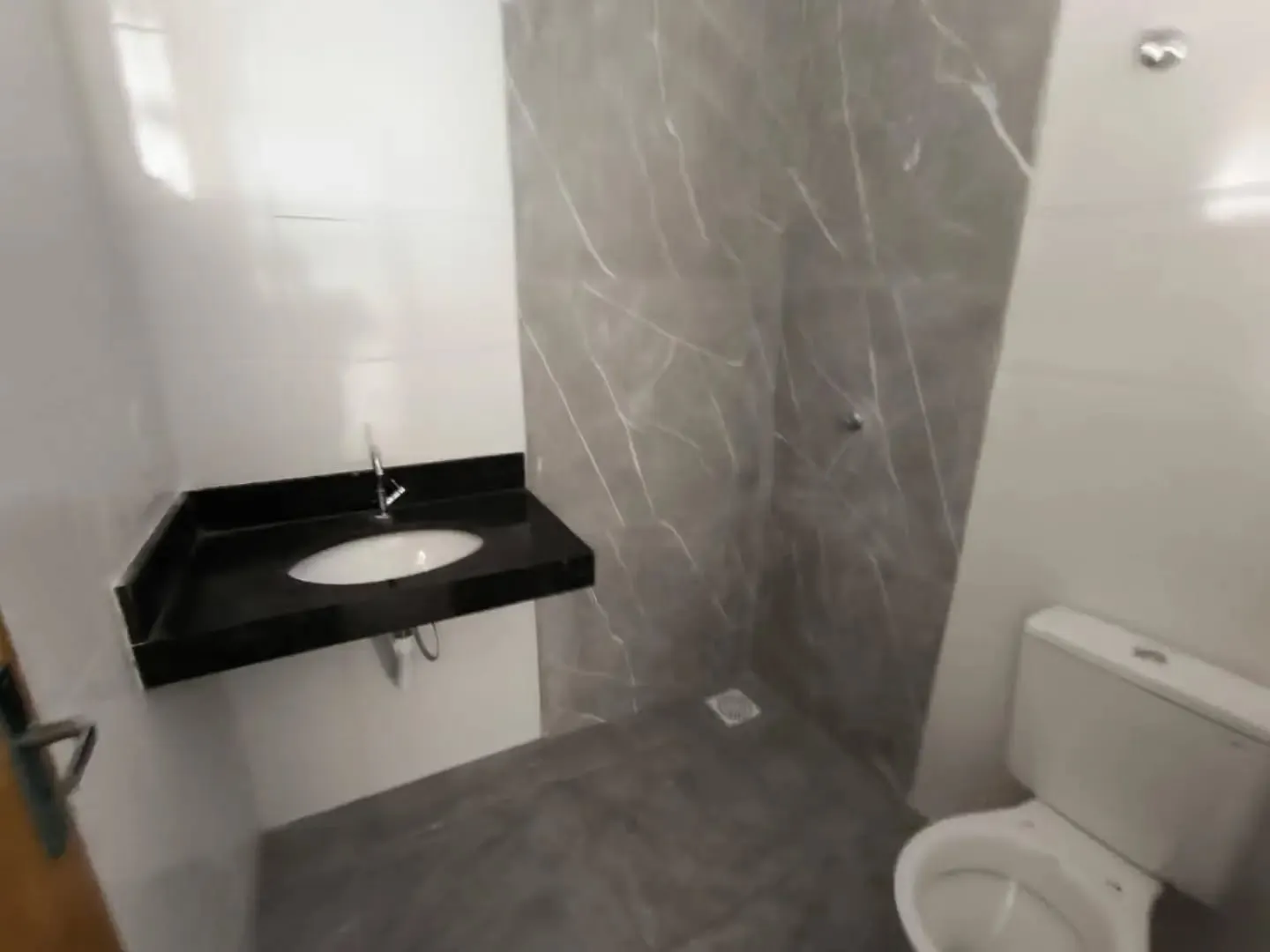Imagem Casa De 2/4 C Suite No Santa Efigenia