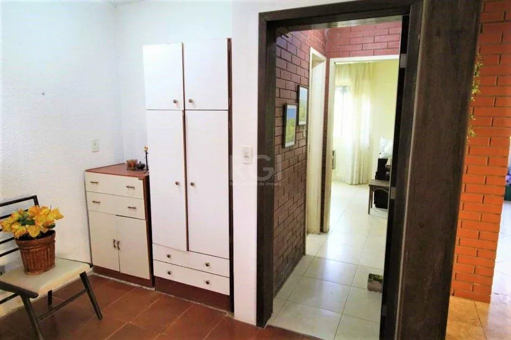 Imagem Casa para Venda - 287m², 3 dormitórios, sendo 2 suites, 4 vagas - Nonoai