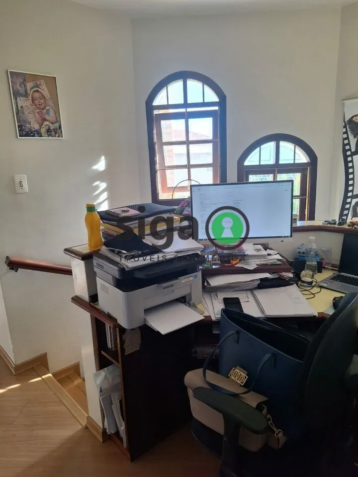 Imagem CASA SOBRADO COM 3 QUARTOS PARA VENDA INTERLAGOS