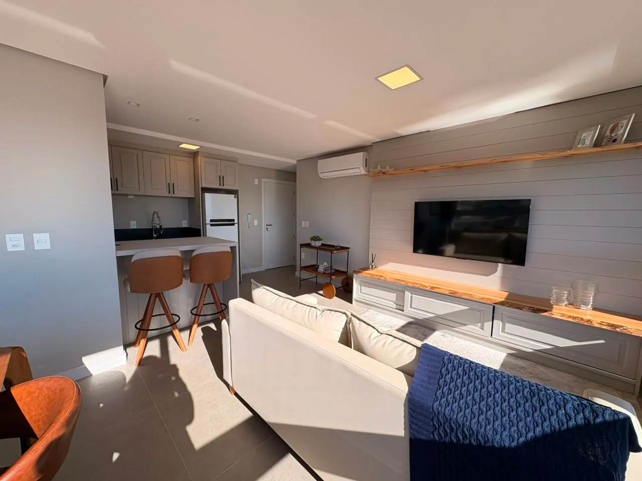 Imagem Apartamento à venda em Torres, Centro, com 2 quartos, 72.29m2