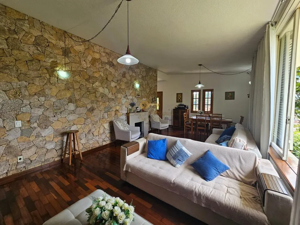 Imagem Casa para Venda em Teresópolis / RJ no bairro Tijuca