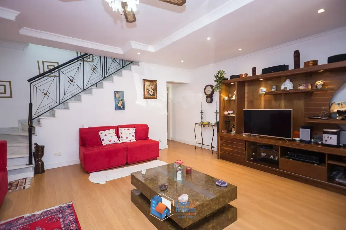 Imagem Casa para venda em Campo Belo com 3 quartos, sendo 1 suíte, 220m²