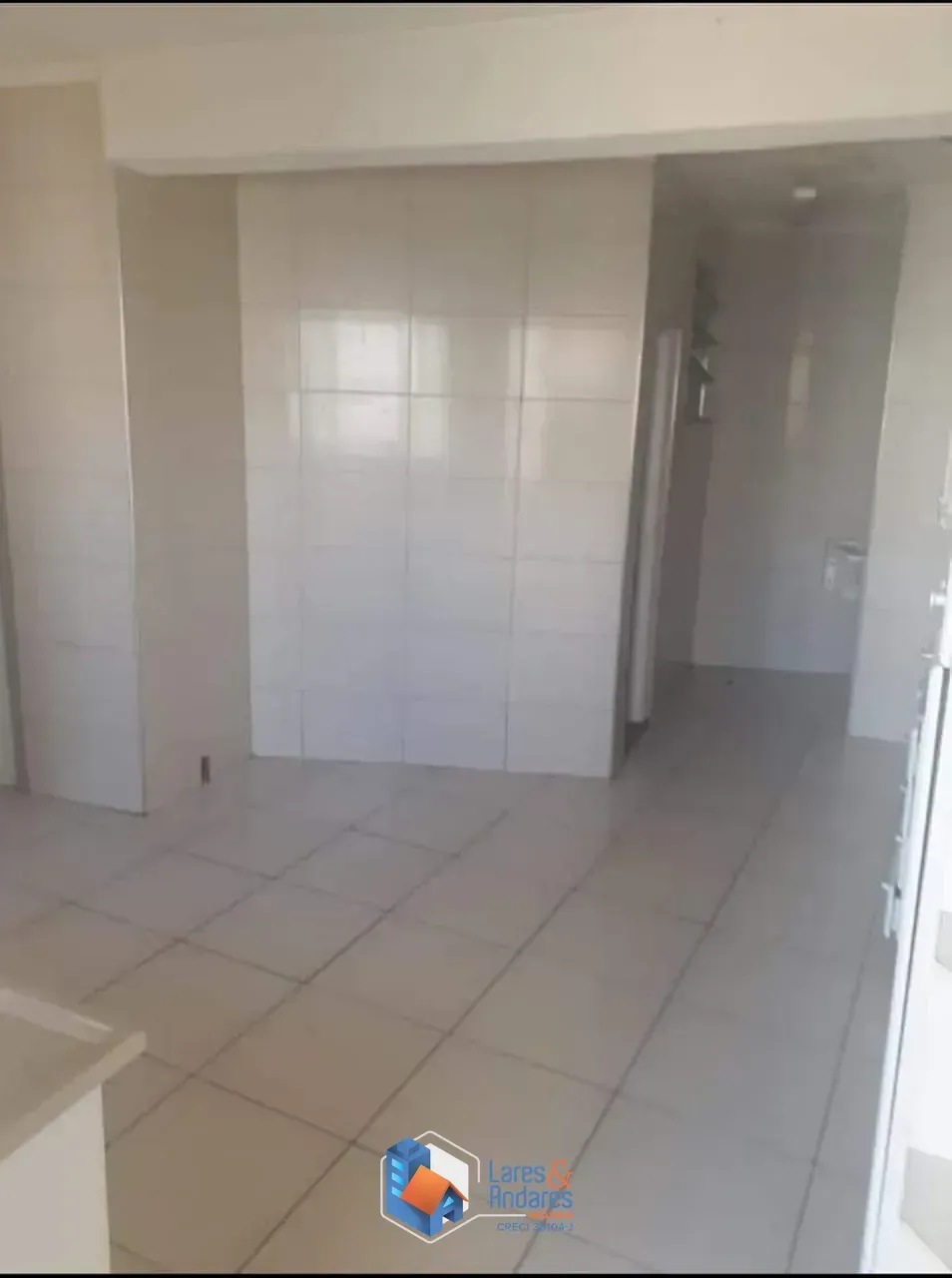 Imagem Casa para venda em Vila Souza com 8 quartos, sendo 4 suítes, 245m²
