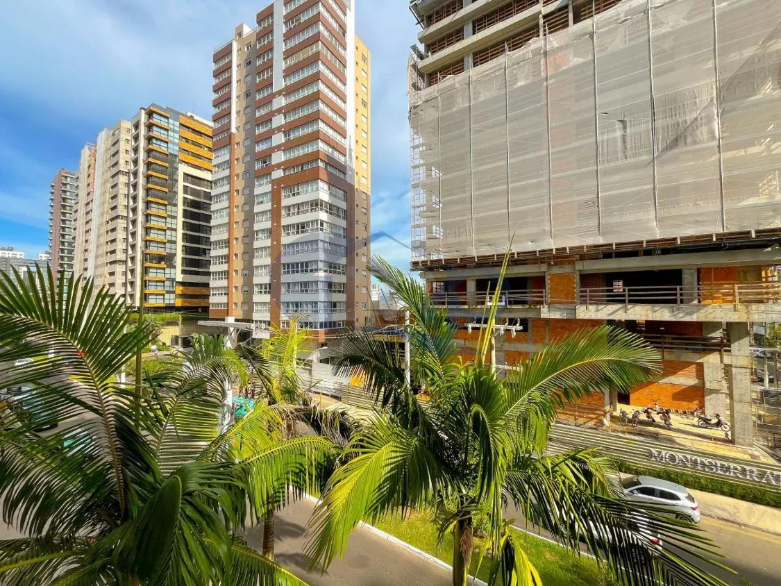 Imagem Apartamento a venda com 3 dormitorios no centro de Torres/RS