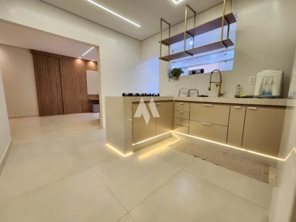 Imagem Apartamento com garagem fechada na Ponta da praia!