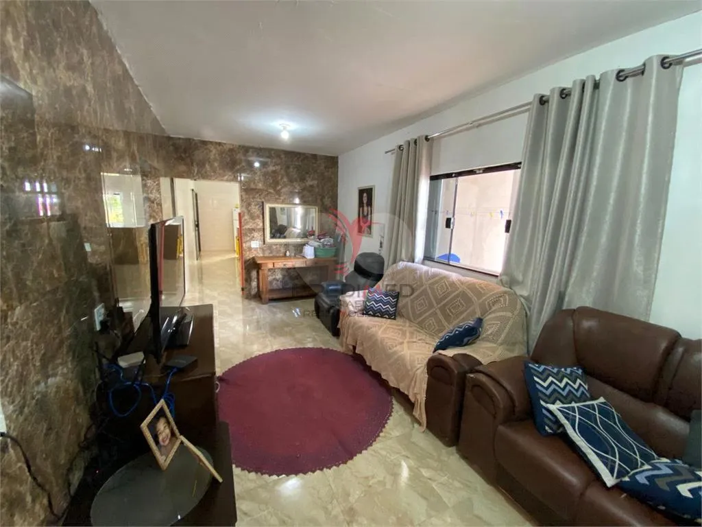 Imagem Casa de 2 quartos, 180m² no bairro Jardim Grajaú, em Lençóis Paulista