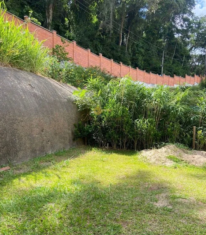 Imagem Casa em Condomínio para Venda em Petrópolis / RJ no bairro Itaipava