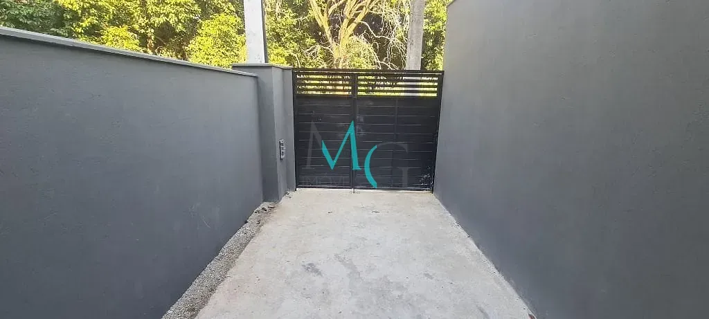 Imagem Casa com 2 dormitórios à venda, 60 m² por R$ 235.000,00 - Campo Grande - Rio de Janeiro/RJ