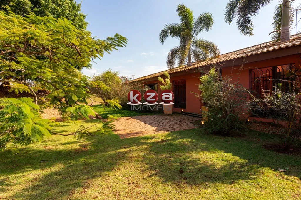 Imagem Imperdível casa de luxo à venda em Avaré-SP, Parque São Jorge: 4 quartos, 4 suítes, 4 salas, 6 banheiros, 20 vagas, 830m²!
