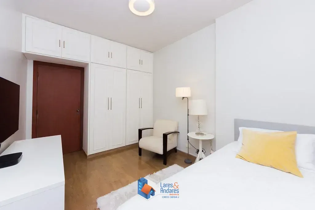 Imagem Casa à venda 4 Quartos 2 Suites 3 Vagas 303M² Alto da Boa Vista São Paulo - SP