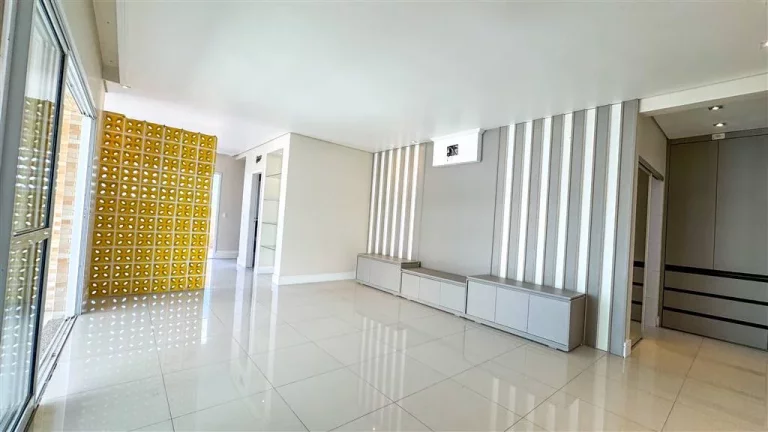 Imagem APARTAMENTO COM 189 m² - PONTA DA PRAIA - SANTOS SP