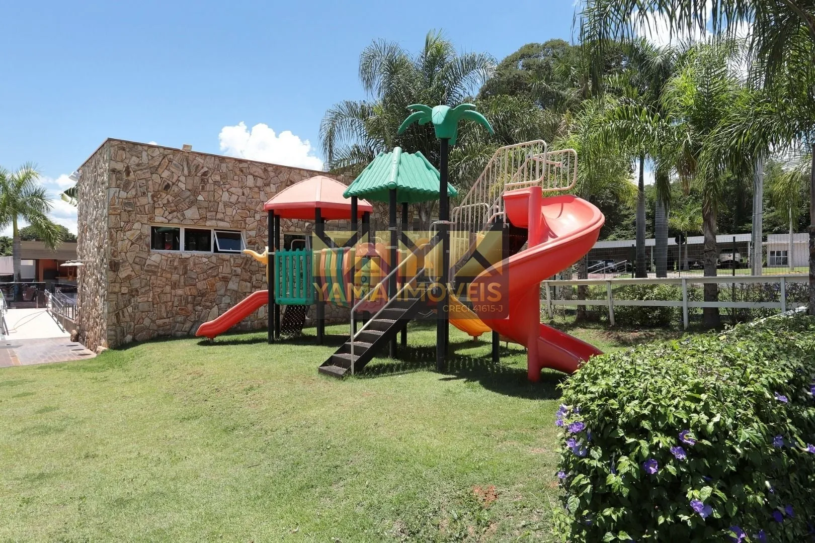 Imagem Residencial Enseada da Fronteira - Casa com 8 dormitórios à venda, 420 m² por R$ 8.000.000,00 - Condominio Enseada da Fronteira - Rifaina/SP