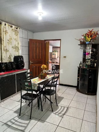 Imagem Casa com 3 dormitórios à venda, 360 m² por R$ 295.000,00 - Setor Rodoviário - Itumbiara/GO