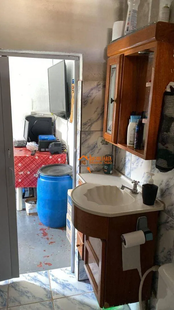Imagem Imóvel com 2 casas no terreno à venda, 300 m² por R$ 722.000 - Jardim Novo Portugal - Guarulhos/SP