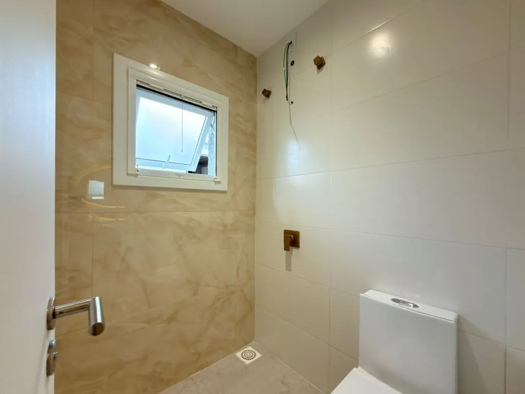 Imagem Casa em Condominio 3 Dormitórios - Bairro --