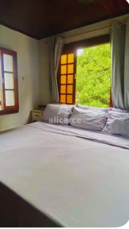 Imagem Casa à venda com 3 quartos , 200m² em Ribeirão da Ilha Florianópolis