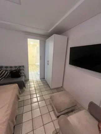 Imagem Flat para Venda em Jaboatão dos Guararapes, Piedade, 1 dormitório, 1 banheiro, 1 vaga