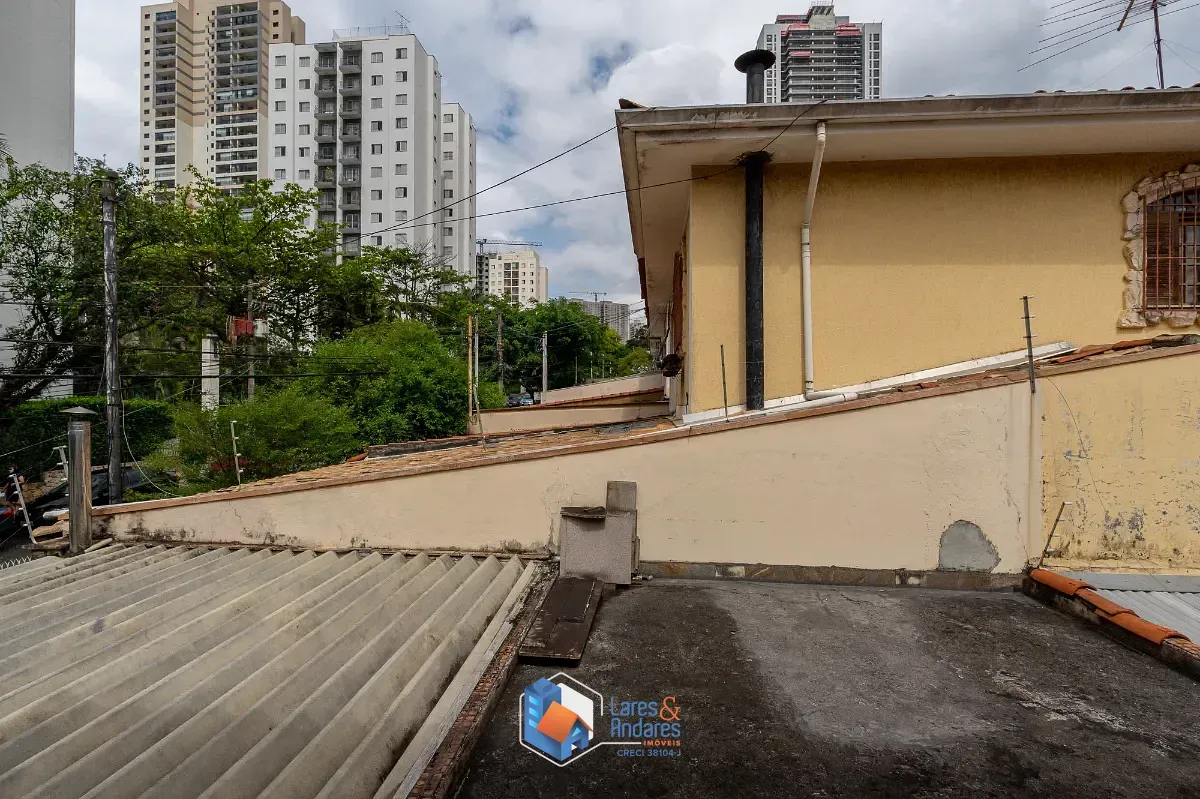 Imagem Sobrado para venda em Vila Firmiano Pinto com 3 quartos, sendo 1 suíte, 240m²