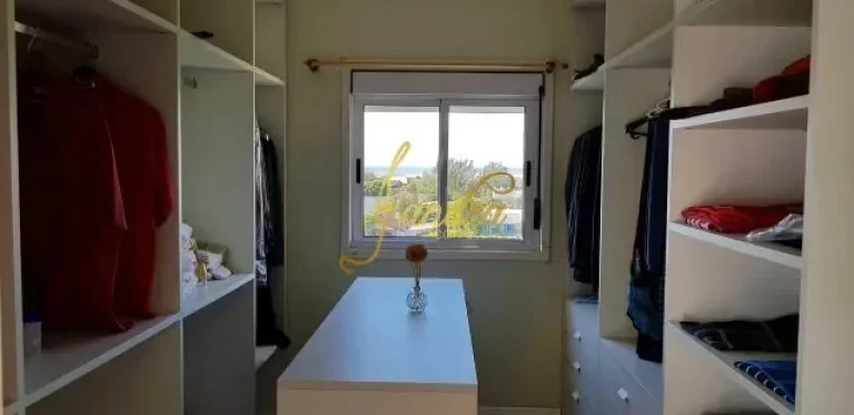 Imagem Belíssimo apartamento com 04 dormitórios um sendo suíte master com hidro