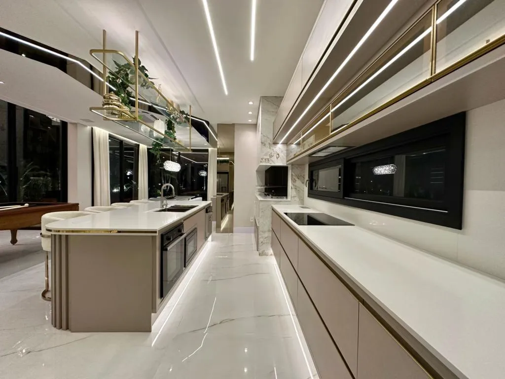 Imagem Casa em Condominio 5 Dormitórios - Bairro Novo Louro