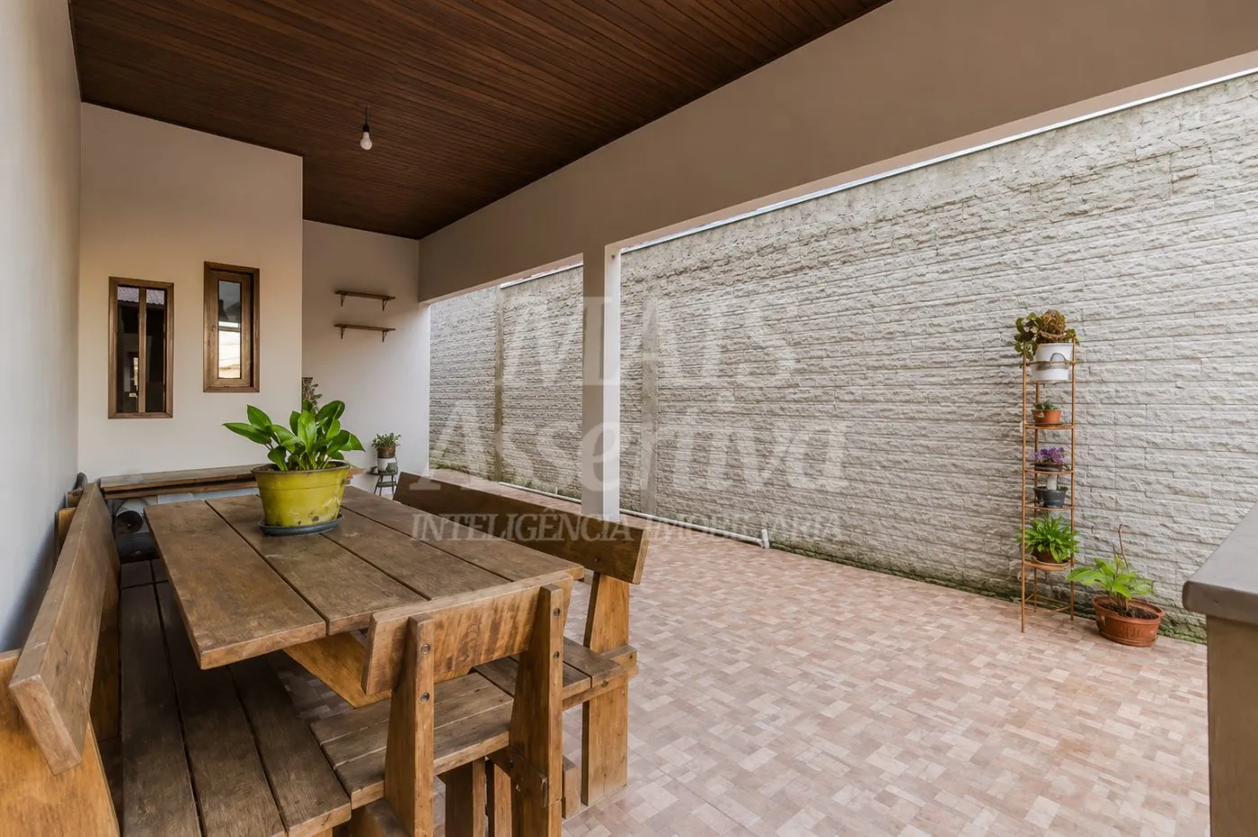 Imagem Casa semi mobiliada para venda, no bairro Canudos em Novo Hamburgo/RS. 

Terreno de 12x40 metros (4...