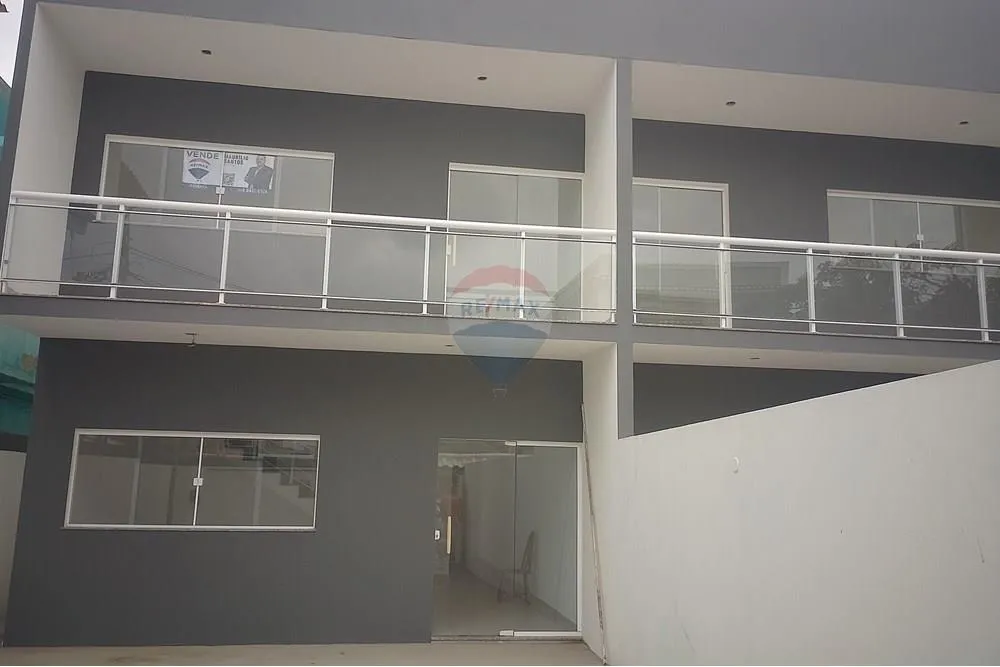 Imagem Casa com 2 quartos para venda em Pedra de Guaratiba.