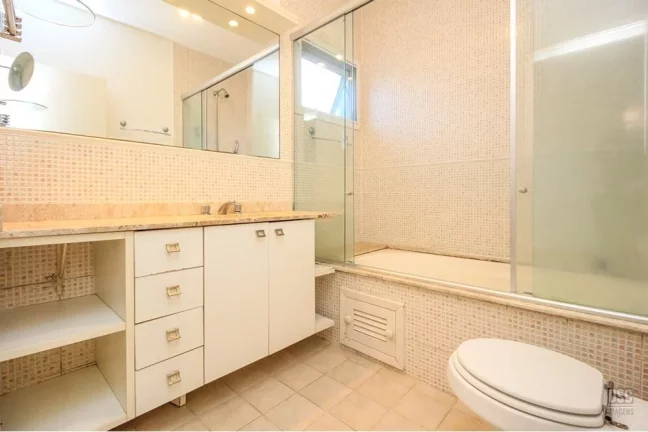 Imagem Casa em Condomínio para venda no bairro Vila Conceição em Porto Alegre