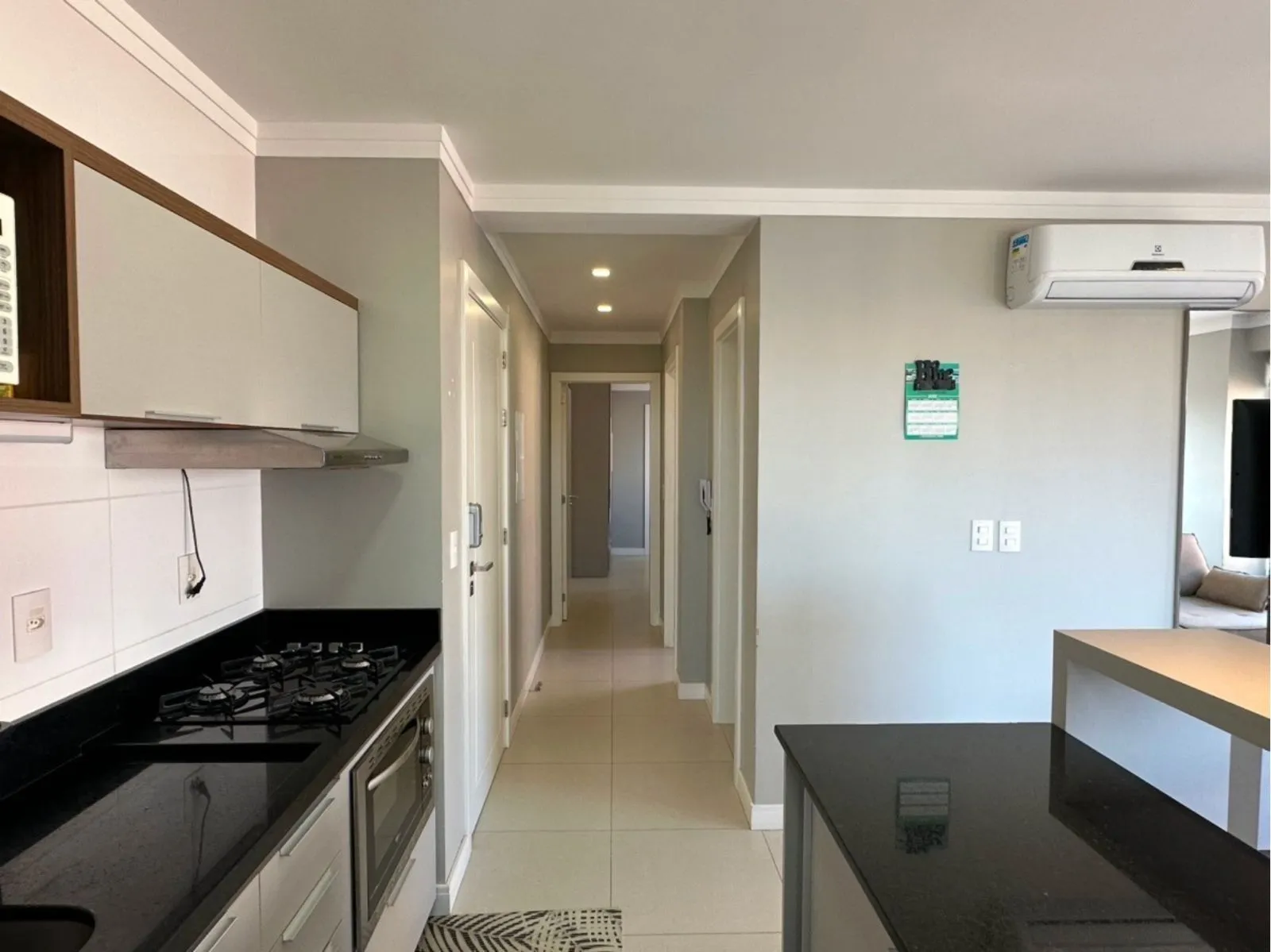 Imagem Apartamento à venda em Torres, Centro, com 2 quartos, 70m2