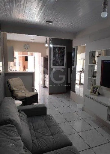 Imagem Casa Condominio para Venda - 90m², 2 dormitórios, 2 vagas - Olaria