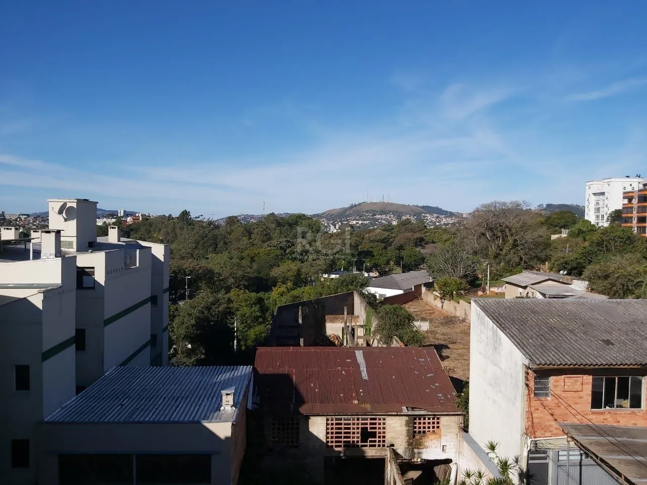 Imagem Terreno para Venda - 1043.21m², 0 dormitórios, Menino Deus, Porto Alegre