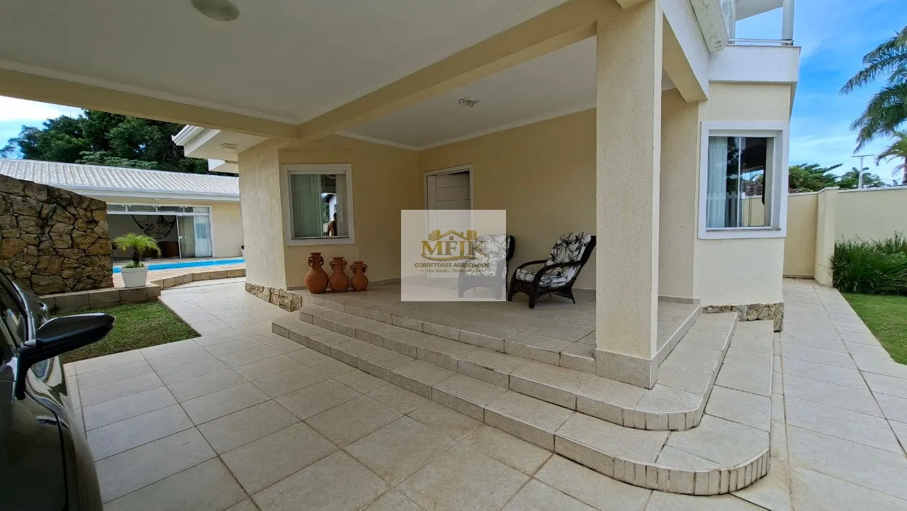 Imagem Imperdível! Casa à venda em Pontal do Paraná-PR, Atami Norte. 3 quartos, 1 suíte, 1 sala, 2 banheiros, 4 vagas de garagem, 216m².