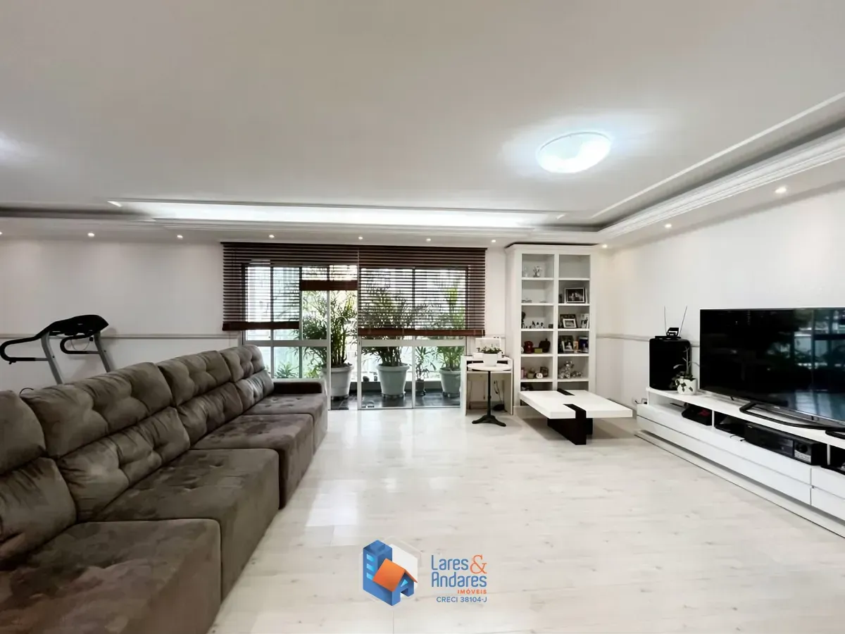Imagem Apartamento para venda em Aclimação com 3 quartos, sendo 3 suítes, 198m²