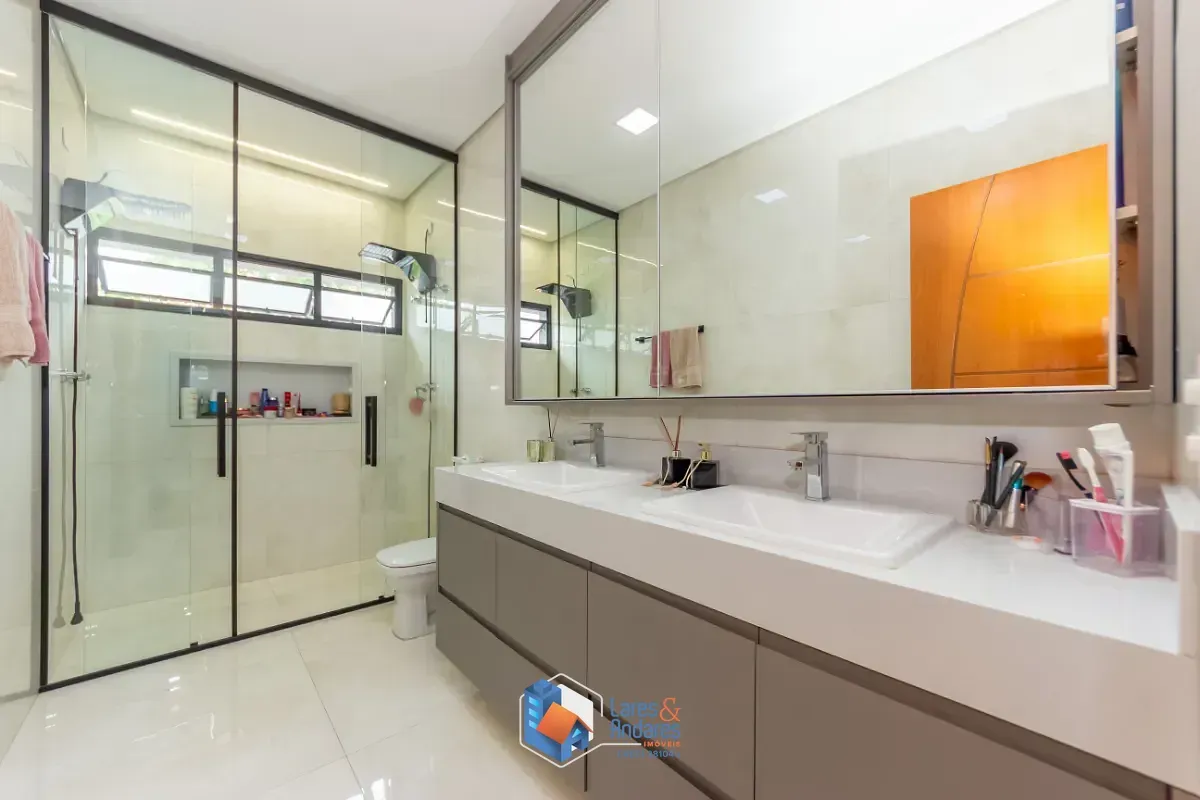 Imagem Casa em condomínio para venda em Vila Pirituba com 4 quartos, sendo 2 suítes, 300m²