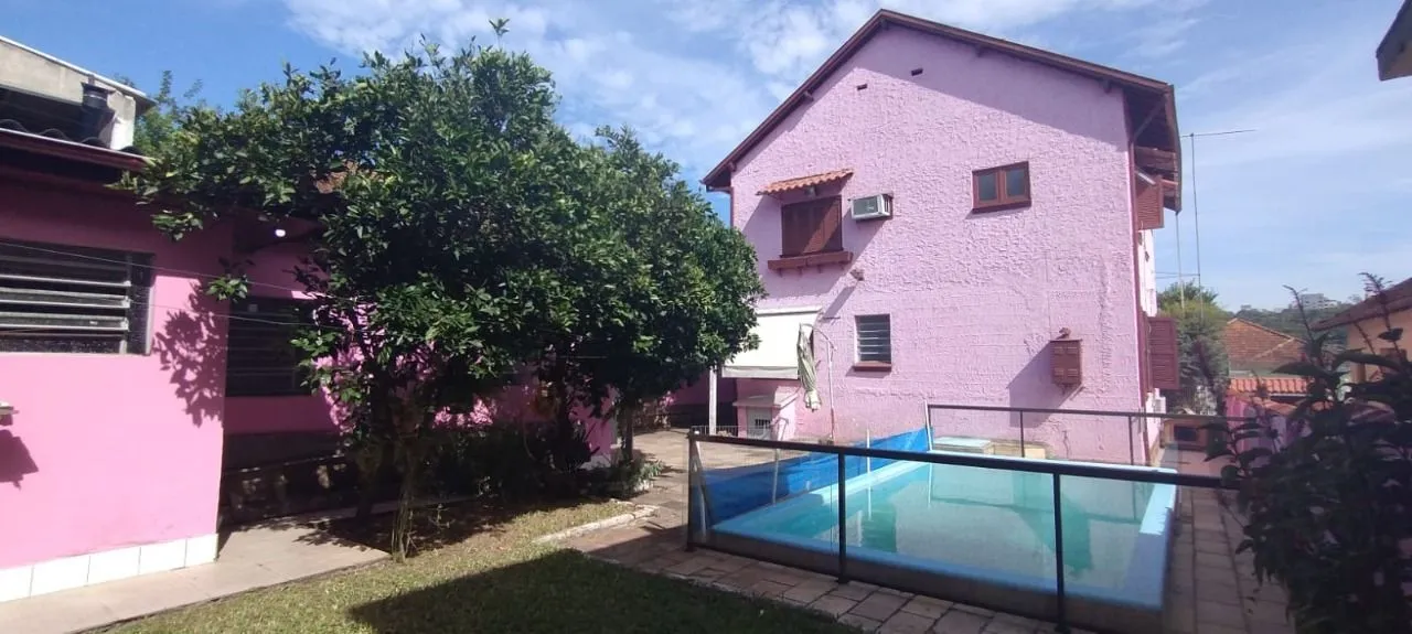Imagem Casa no bairro Santa Tereza - Vila dos Comerciários - 5 dormitórios