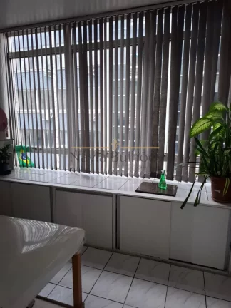 Imagem SALA COMERCIAL em FLORIANÓPOLIS - SC, CENTRO