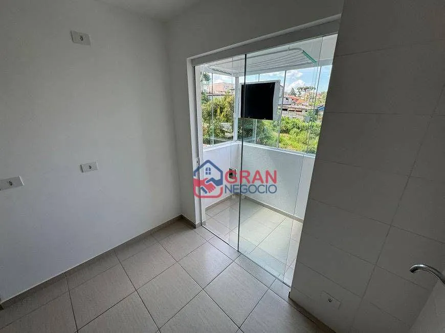 Imagem Apartamento com varanda à venda em Colombo/PR