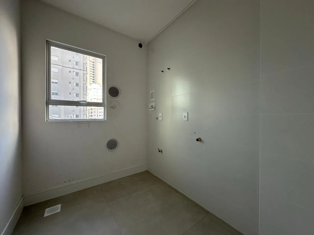 Imagem Apartamento à venda com 147m2 por R$ 1.650.000,00