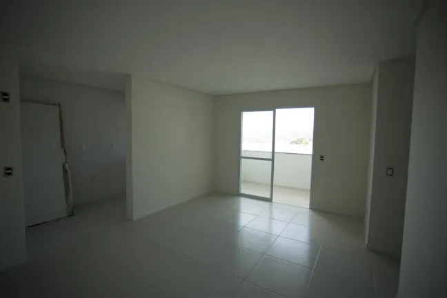 Imagem Apartamento com 2 Quartos à Venda, 70 m² em Colonial - Criciúma