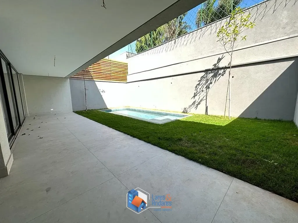Imagem Casa em condomínio para venda em Campo Belo com 4 quartos, sendo 4 suítes, 401.12m²